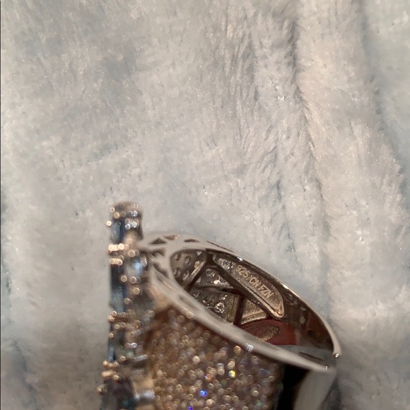 An Adjustable Silver Ring - Picture 5 of 5